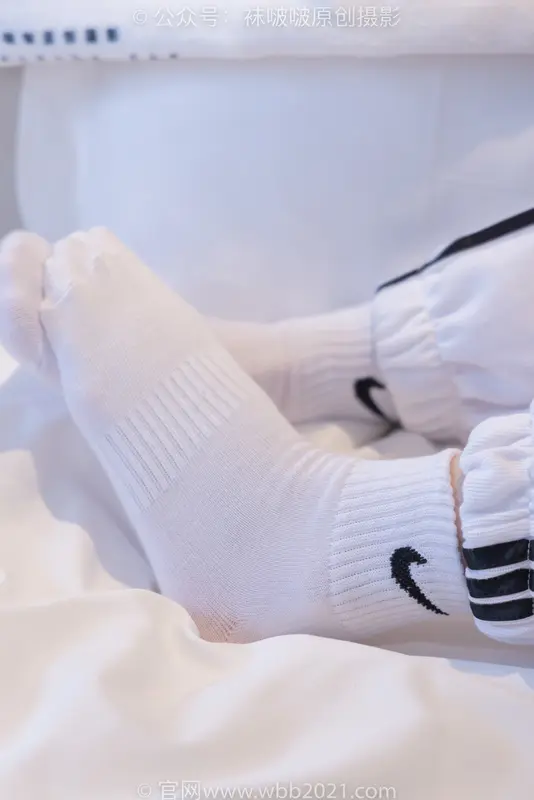 [BoBoSocks袜啵啵] NO.382 小沫-板鞋、白棉袜（花絮版） 11